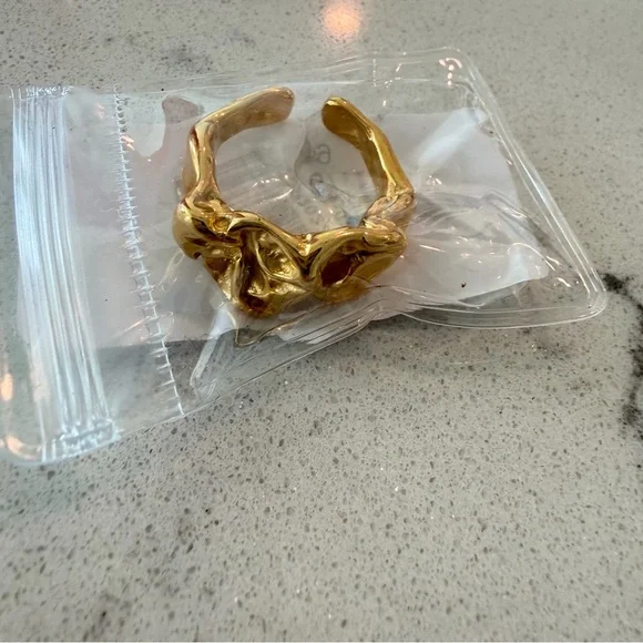 Kristalize Beller Gold Nugget Ring Adjustable NEW IN PACKAGE - Picture 4 of 4